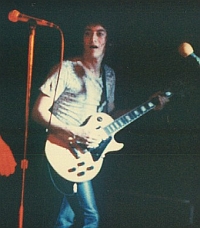 1982